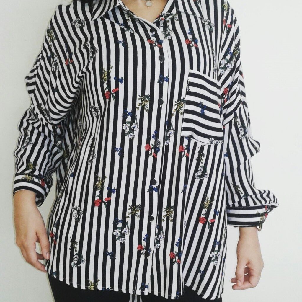 blusa rayas negras y blancas