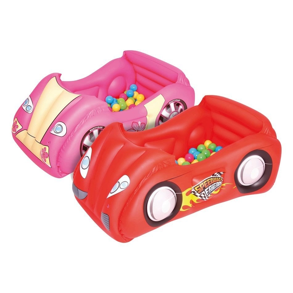 auto inflable con pelotas
