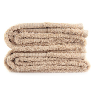 Toallas de baño en set beige - Tu espacio organizado