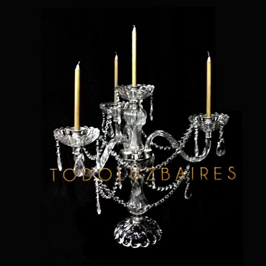 Candelabro de vidrio con 4 porta velas ideal para eventos