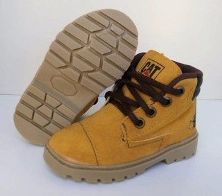 botinha caterpillar infantil
