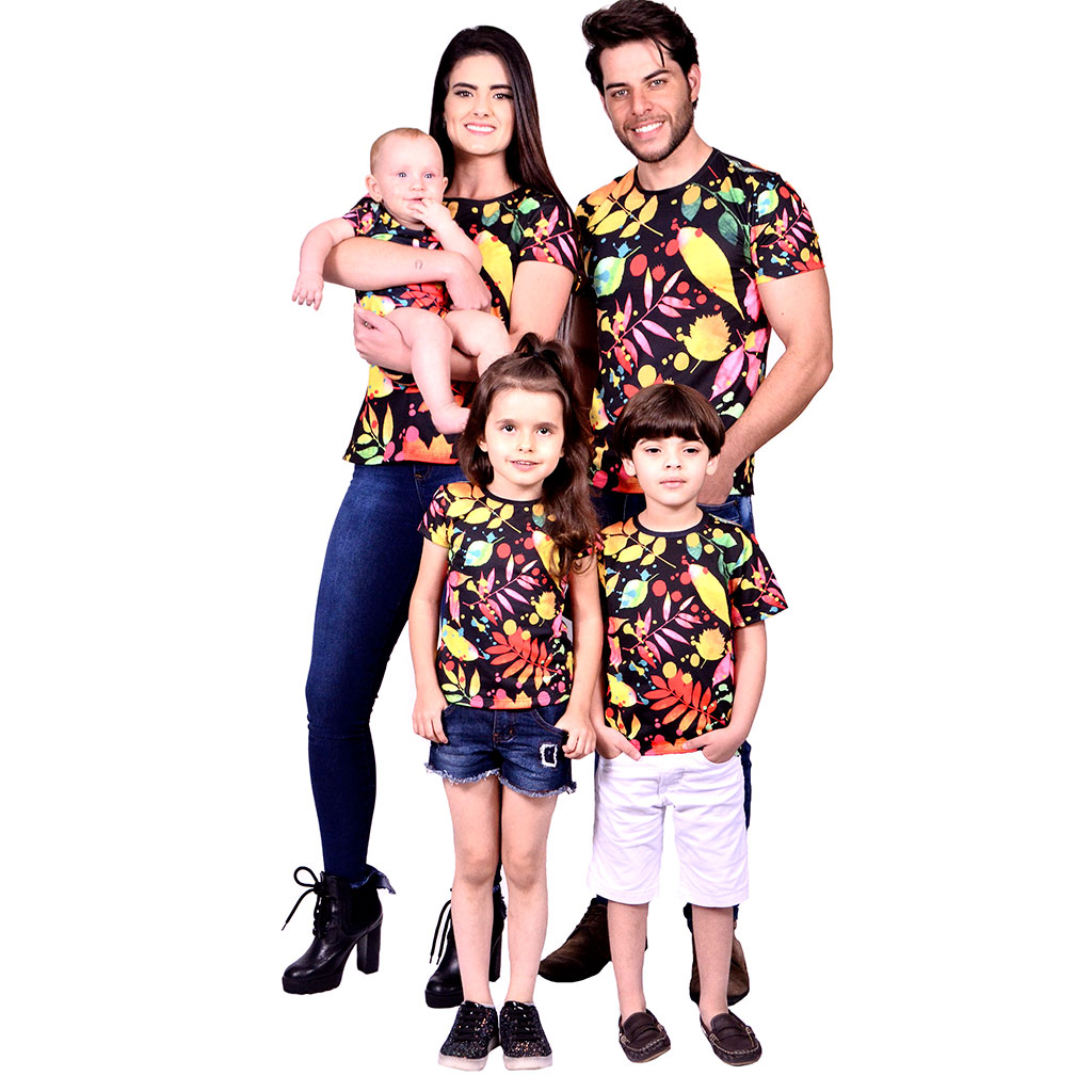 Kit Camisetas Família Flores Aquarela Isabb
