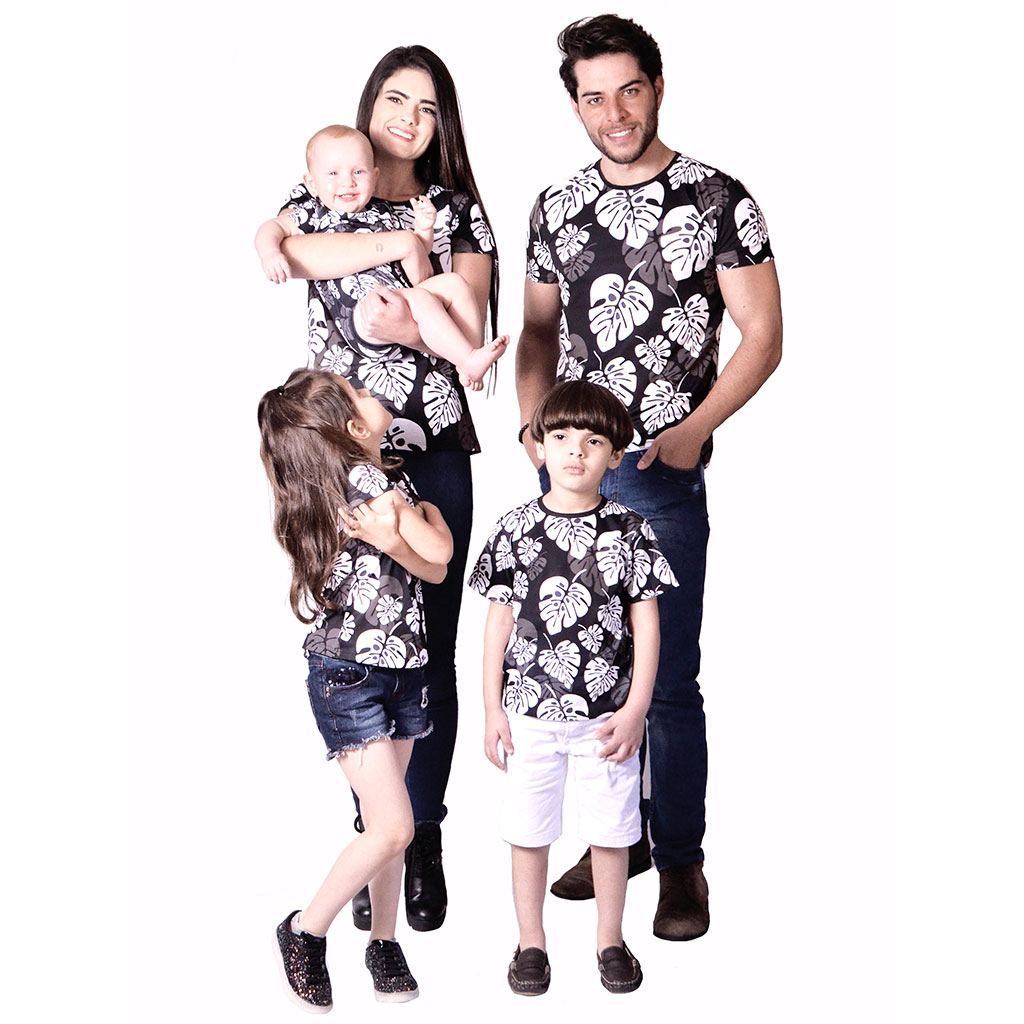 Kit camisetas família floral fundo preto