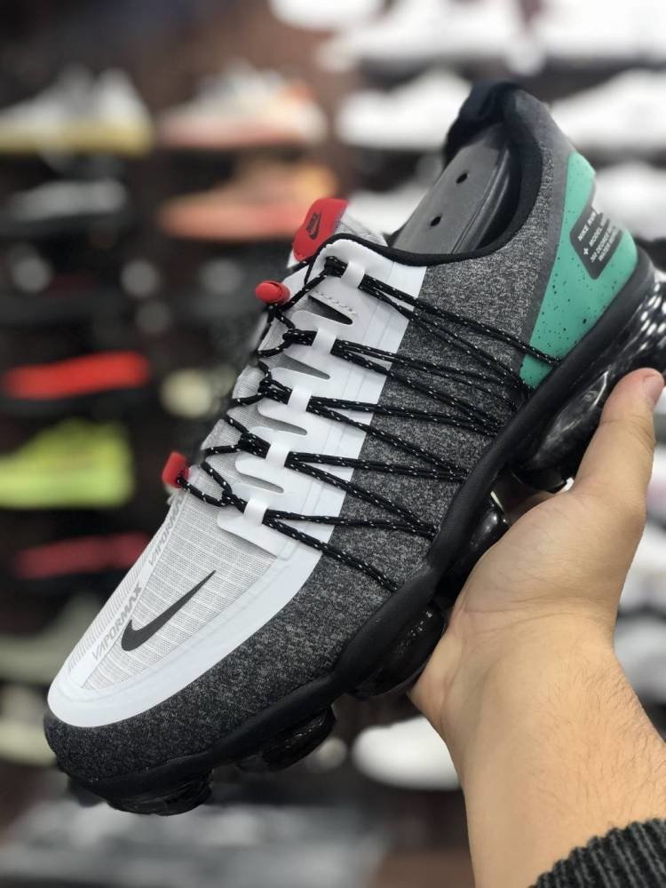 nike air vapormax run utility white