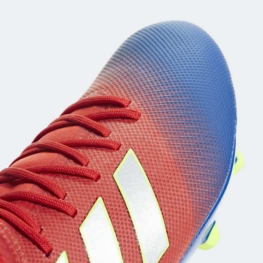 chuteira nemeziz messi 18.3 campo