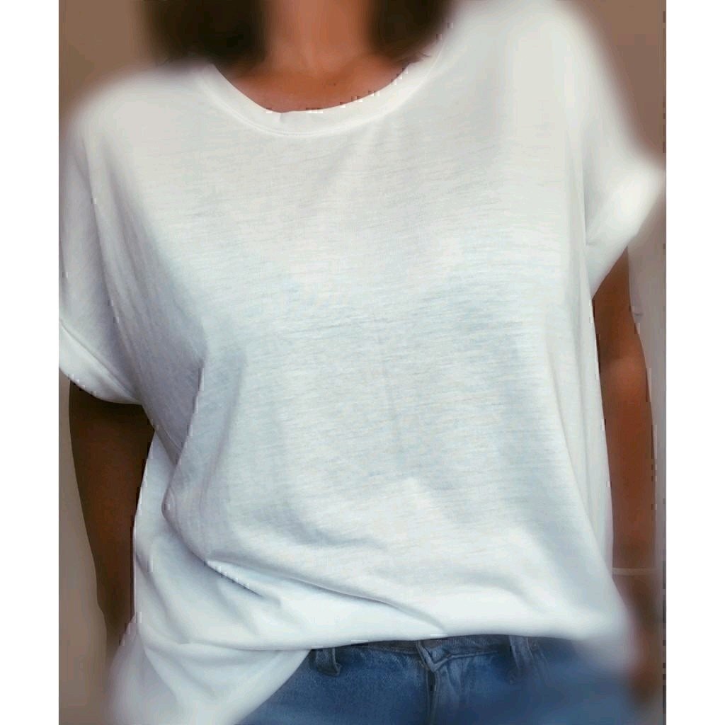 remera basica blanca