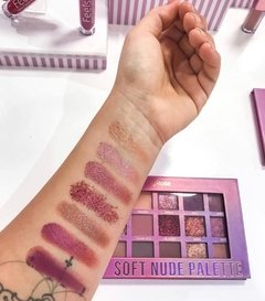 Paleta de Sombra Soft Nude Feels Ruby Rose 