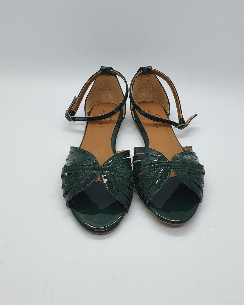 sandalia verde musgo