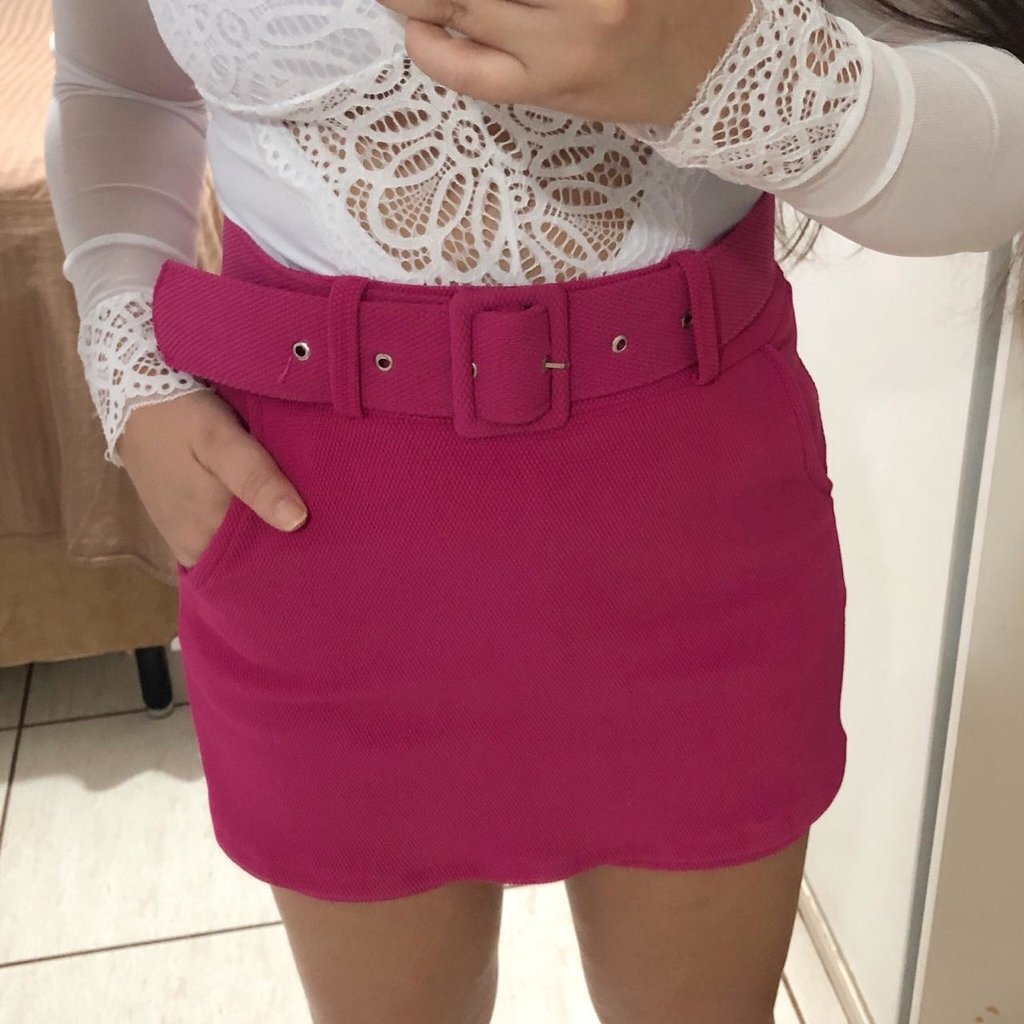 short saia com cinto