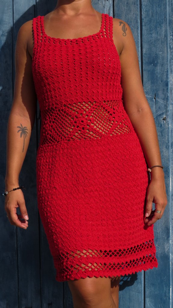 vestido vermelho de crochê