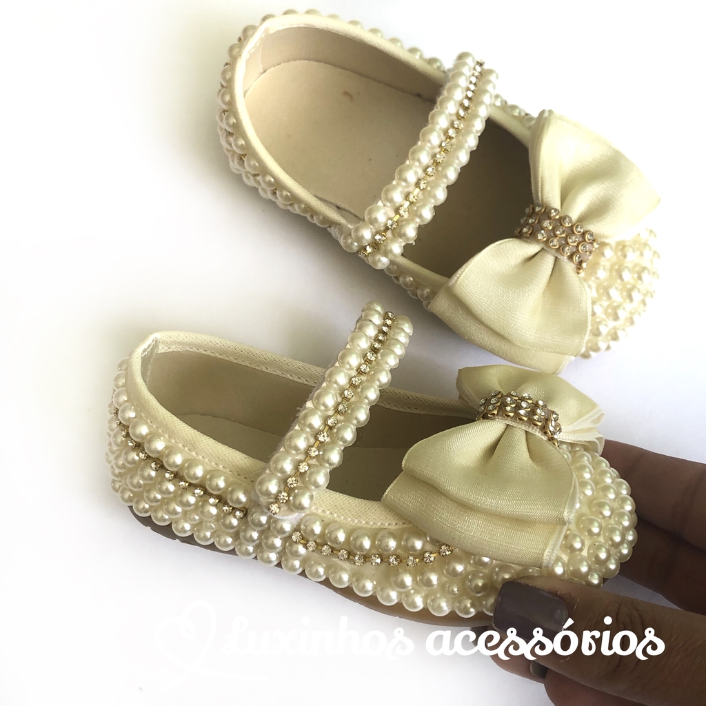 sapatinho com perola