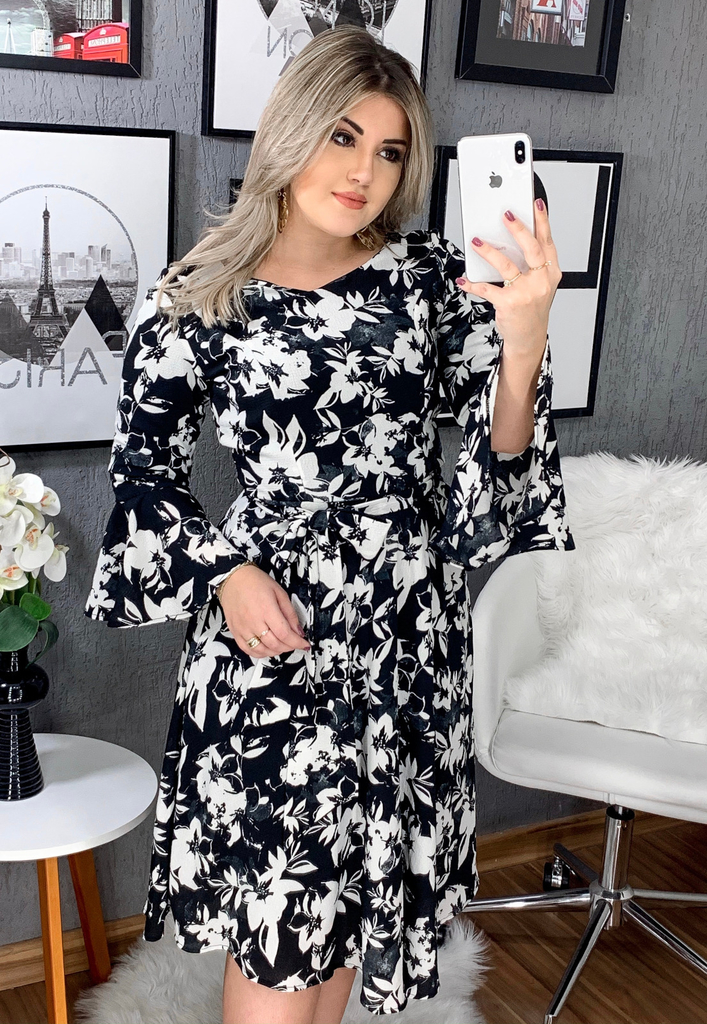 vestido godê de crepe