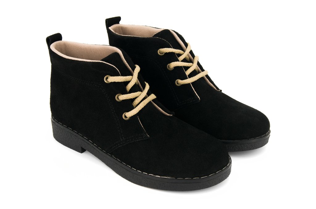 gamuza shoes