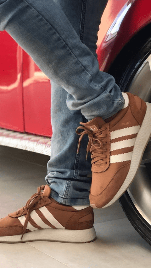 adidas superstar marrom