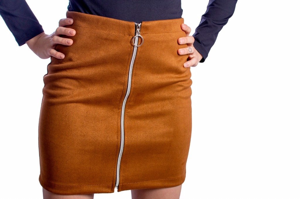 saia suede com ziper na frente