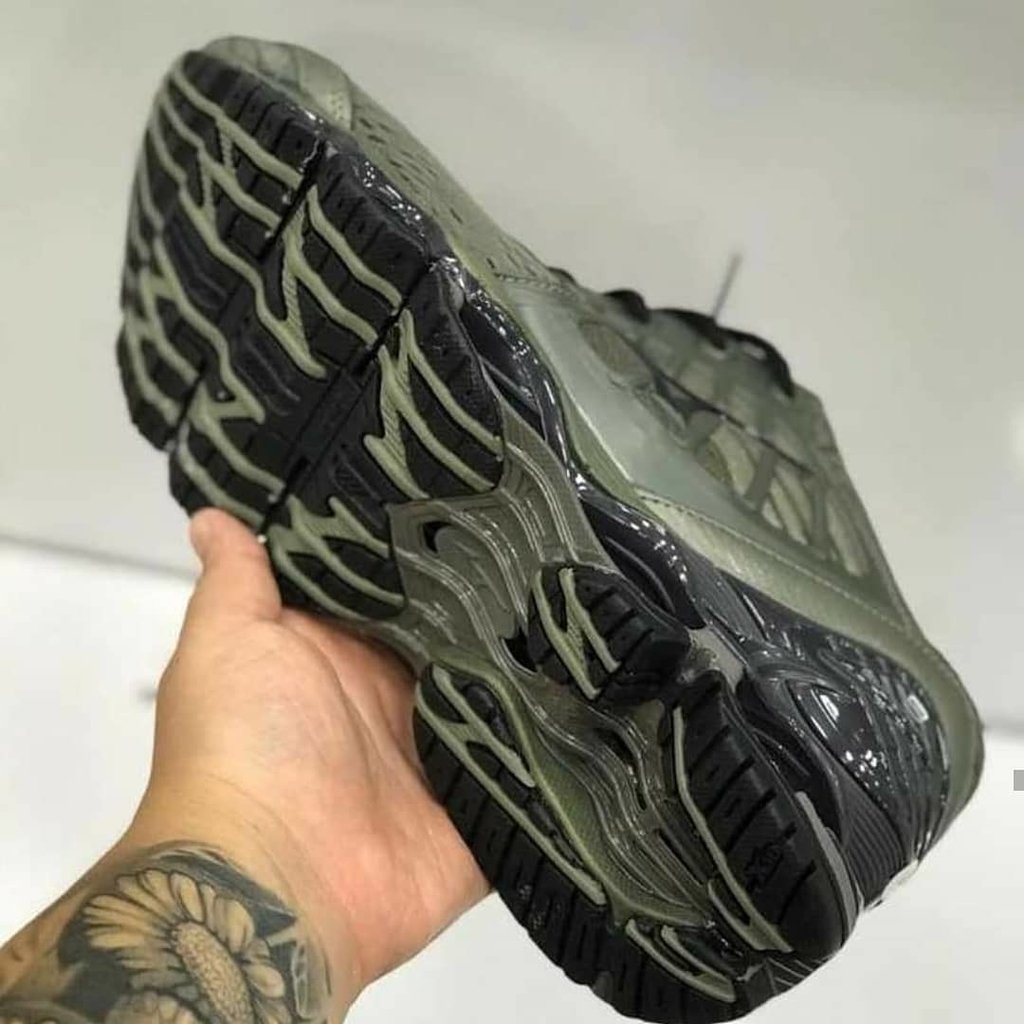 mizuno preto com verde