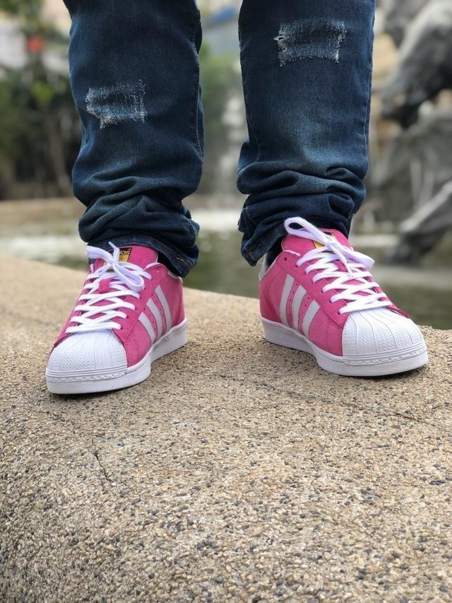 tenis adidas camurça rosa