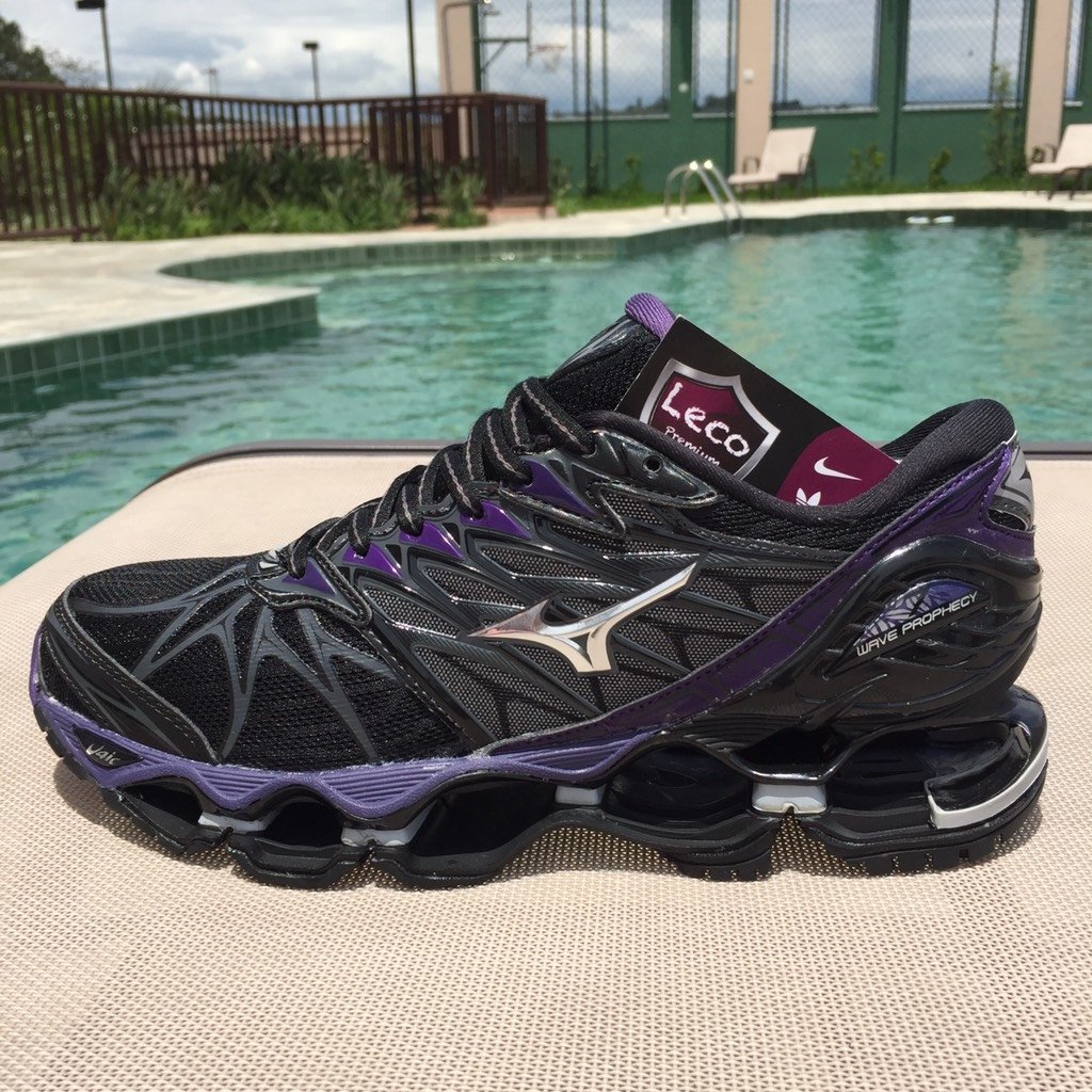 mizuno premium