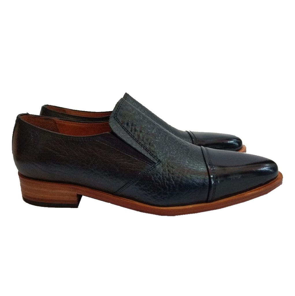Zapato Negro con Elástico sin Córdon Zapato Negro con Elástico sin Córdon