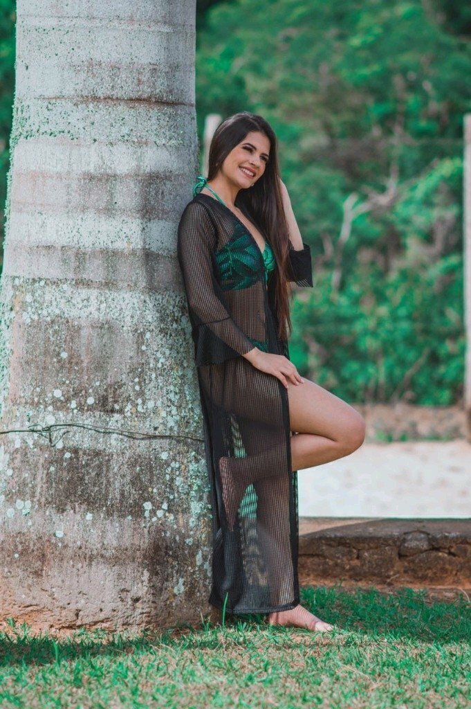 saida de praia longa preta