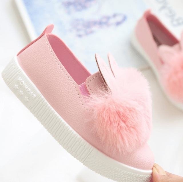 sapato com pompom infantil