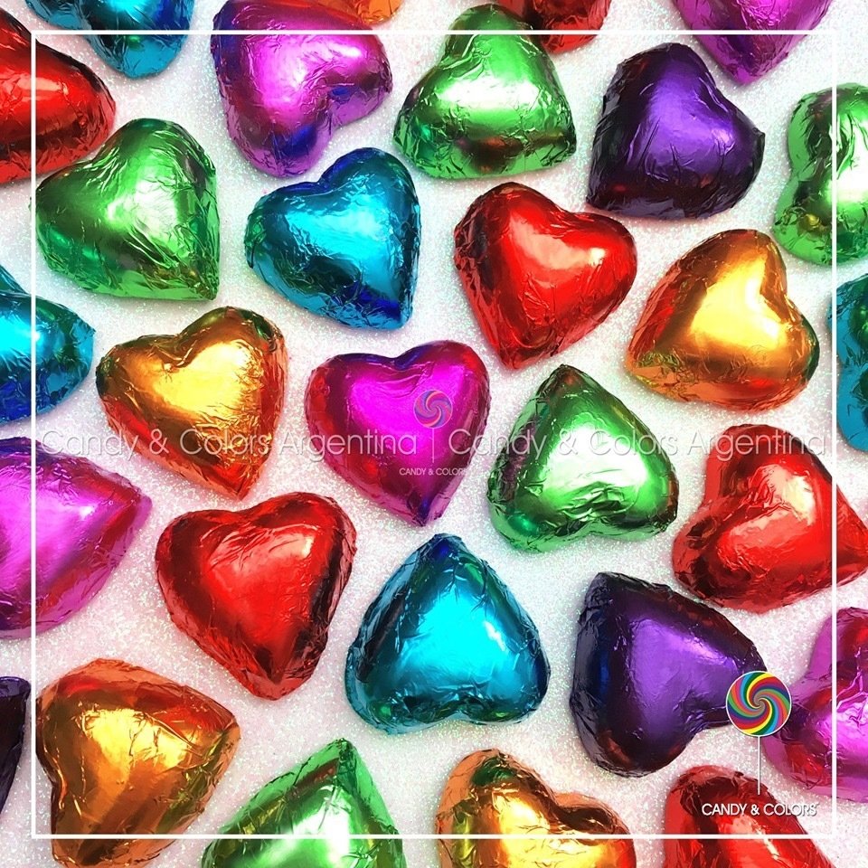 Bombones De Chocolate Suizo En Forma De Corazon Envuelto En Papel Metalizado Colores Surtidos Pack 10