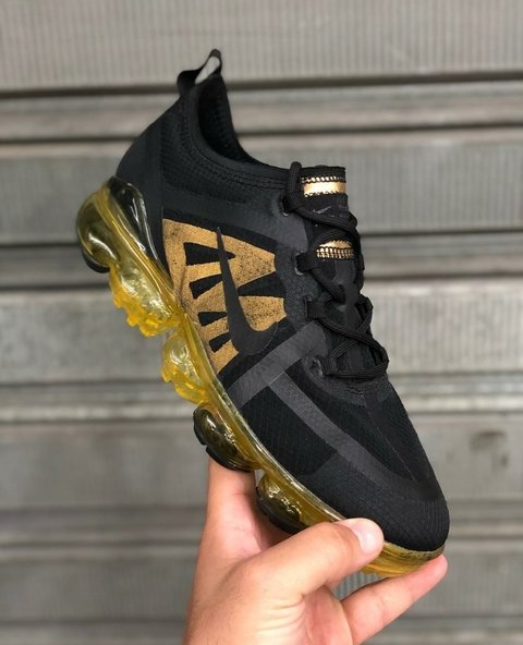 Vapor Max 3.0 pretoDourado Air Max 97 Gelobrancopreto Comprar em Griffeborges