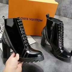 bota preta louis vuitton
