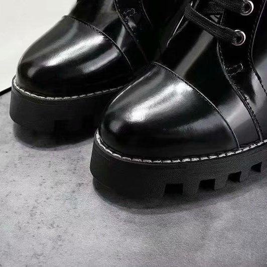 bota louis vuitton star trail