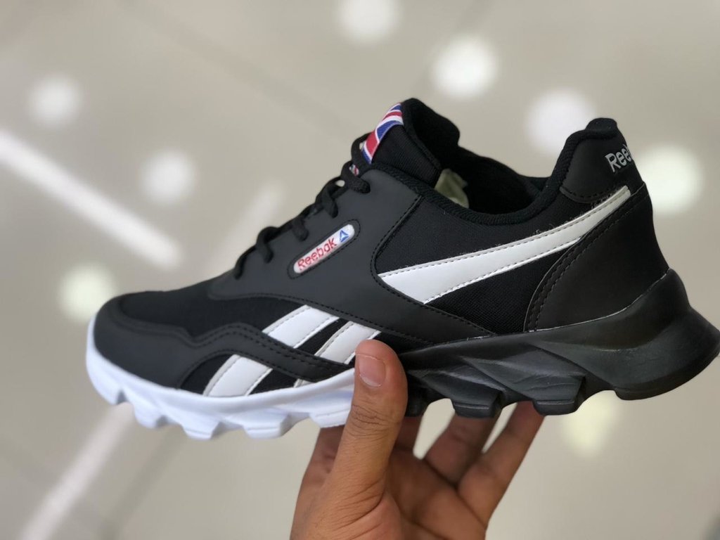 rebook tenis