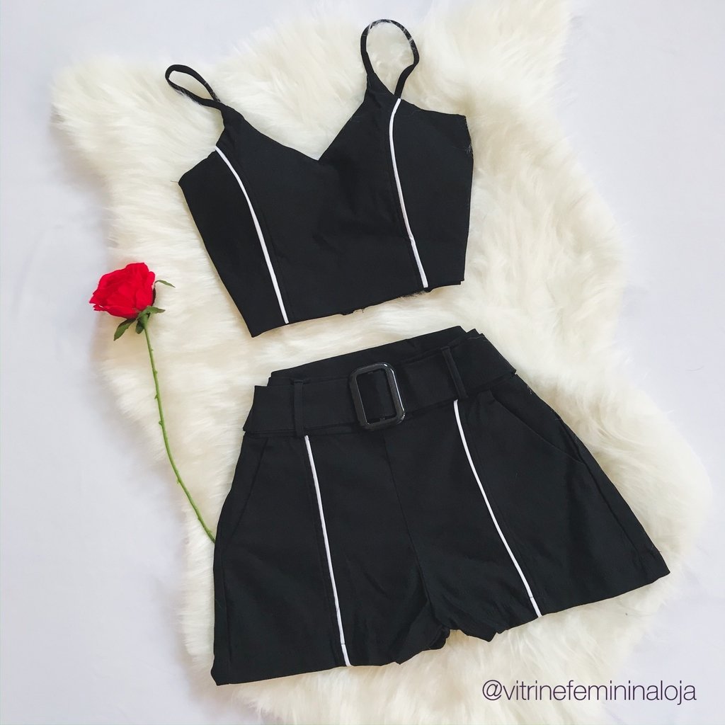conjuntinho de cropped e short